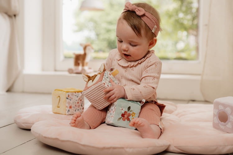 5a34ced72b92380b3e7b92386a15a557