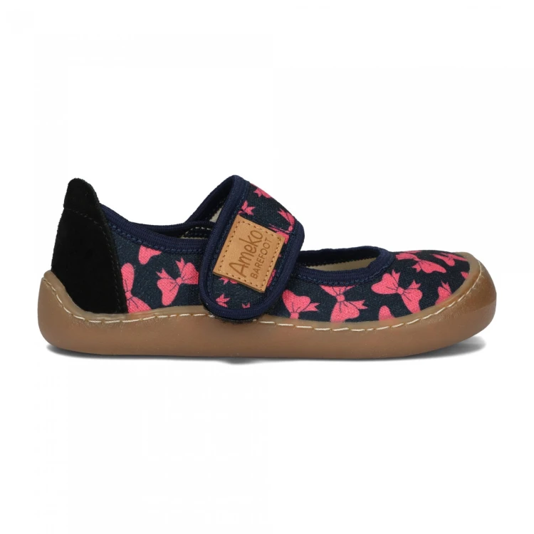 b_noel-barefoot-kokardki_2.jpg