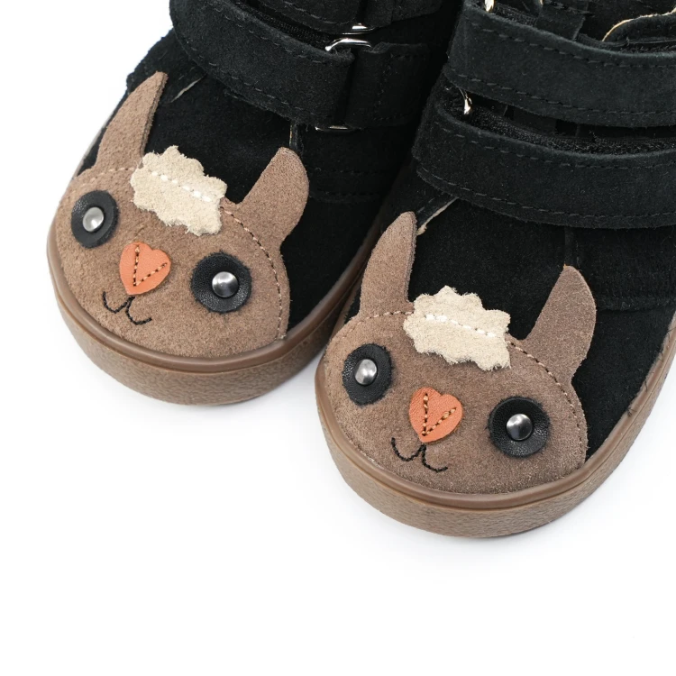 suzie_alpaca_black_3b.jpg