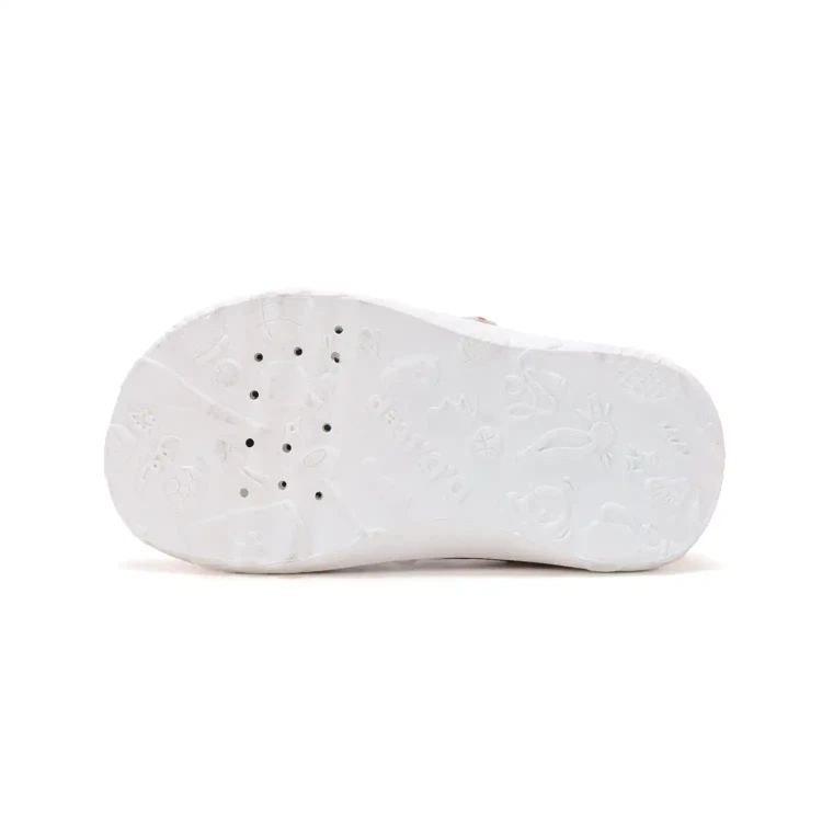 Kapcie-barefoot-C086-62847-White-07.webp